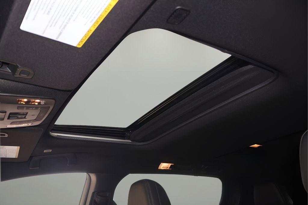 2025 Toyota Sienna Limited