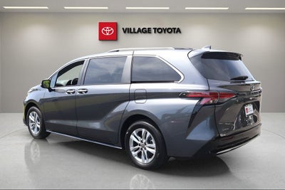 2025 Toyota Sienna Limited