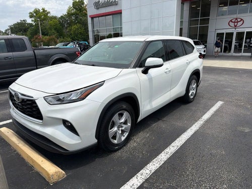 2020 Toyota Highlander LE