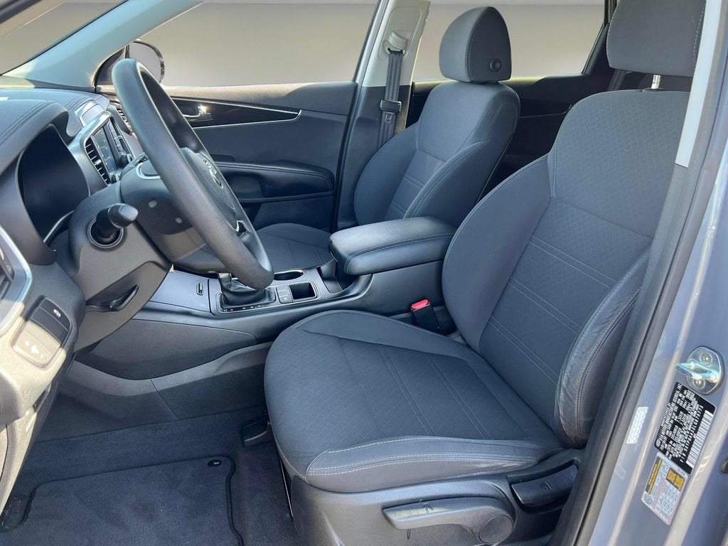 2020 Kia Sorento LX V6