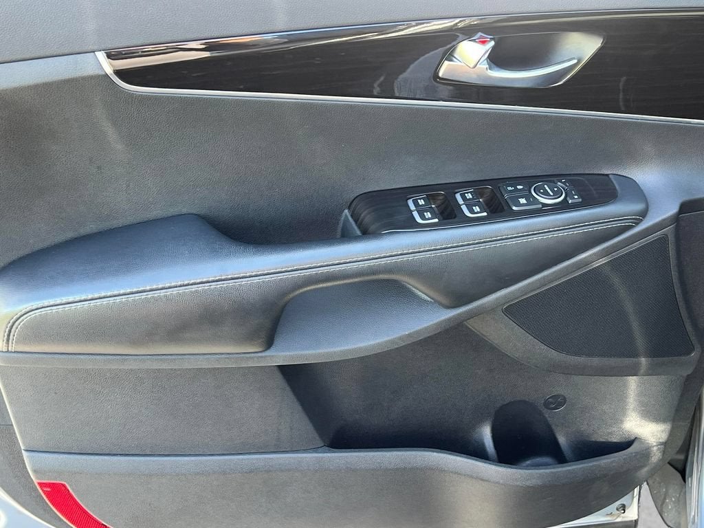 2020 Kia Sorento LX V6
