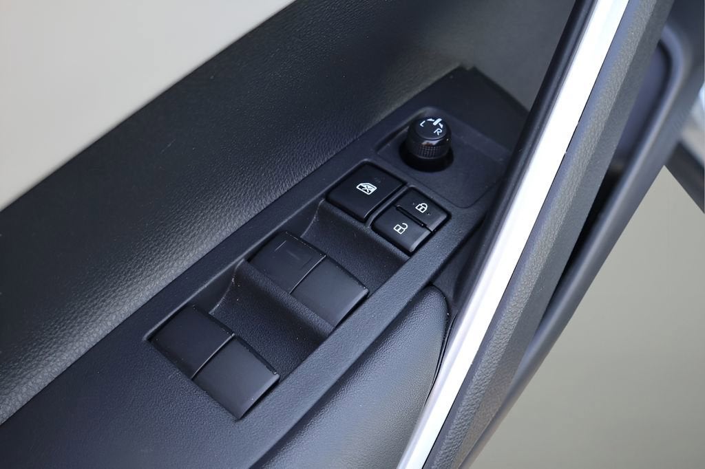 2023 Toyota Corolla Cross L