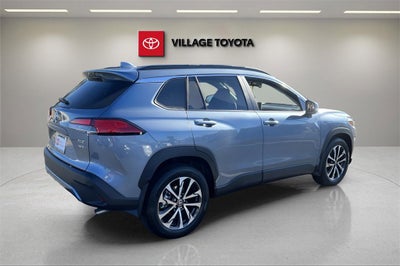 2024 Toyota Corolla Cross XLE