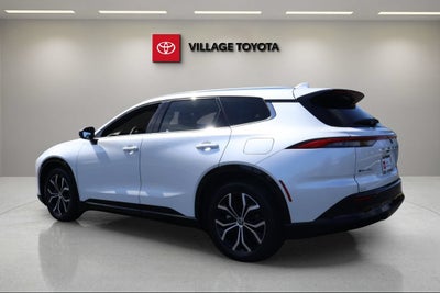 2025 Toyota Crown Signia XLE