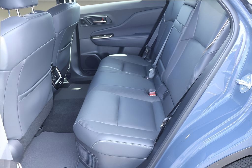 2025 Toyota Crown Signia XLE