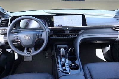 2025 Toyota Crown Signia XLE