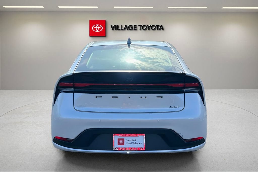 2024 Toyota Prius LE
