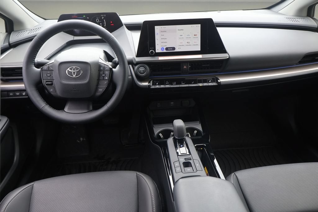 2025 Toyota Prius LE