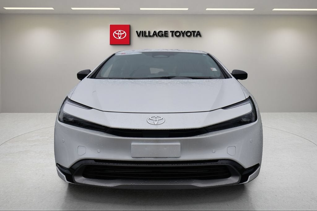 2025 Toyota Prius LE