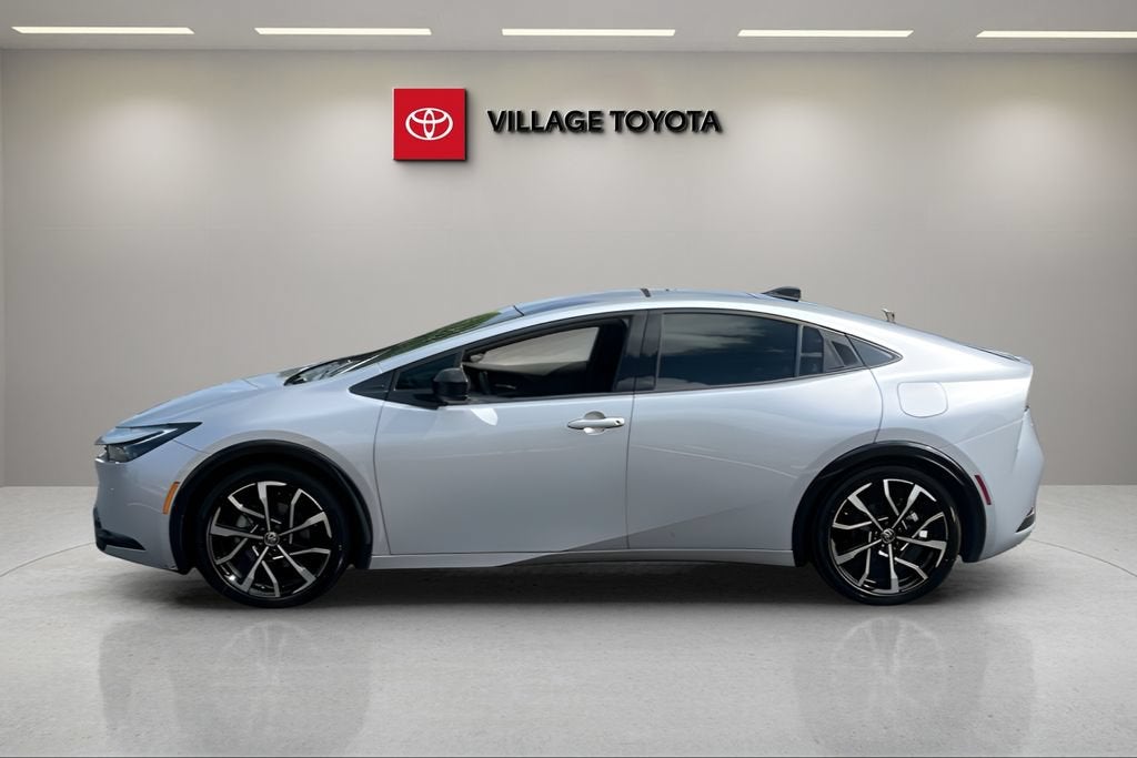 2024 Toyota Prius Prime SE