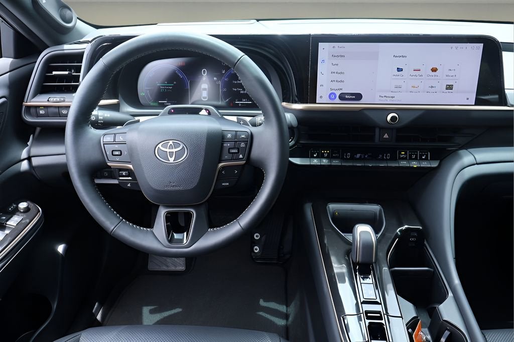 2026 Toyota Crown Platinum
