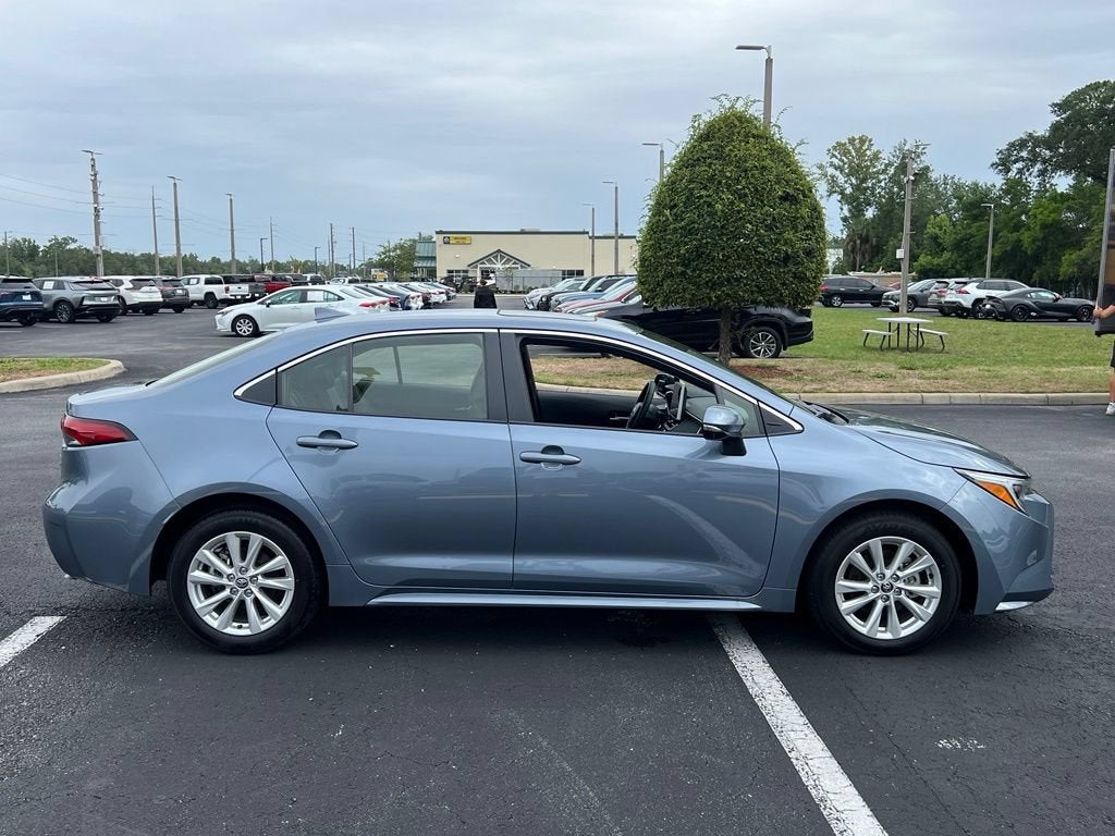2025 Toyota Corolla Hybrid LE