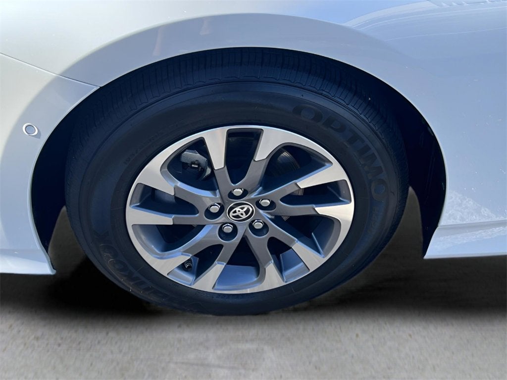 2021 Toyota Prius L Eco