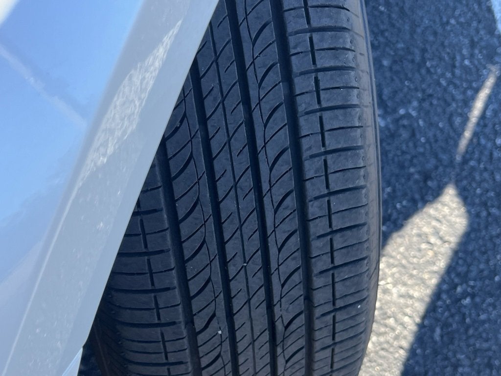 2021 Toyota Prius L Eco