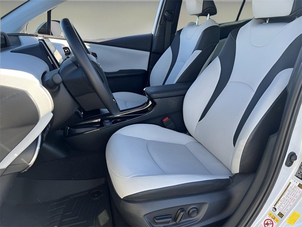 2021 Toyota Prius L Eco