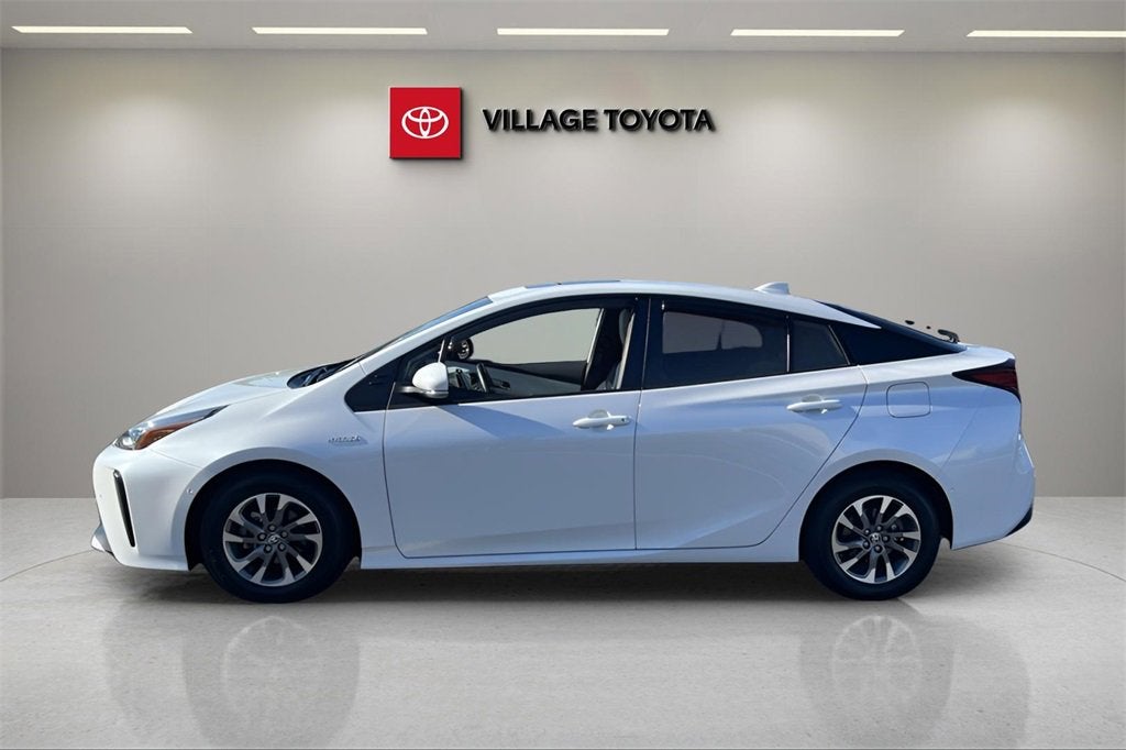 2021 Toyota Prius L Eco