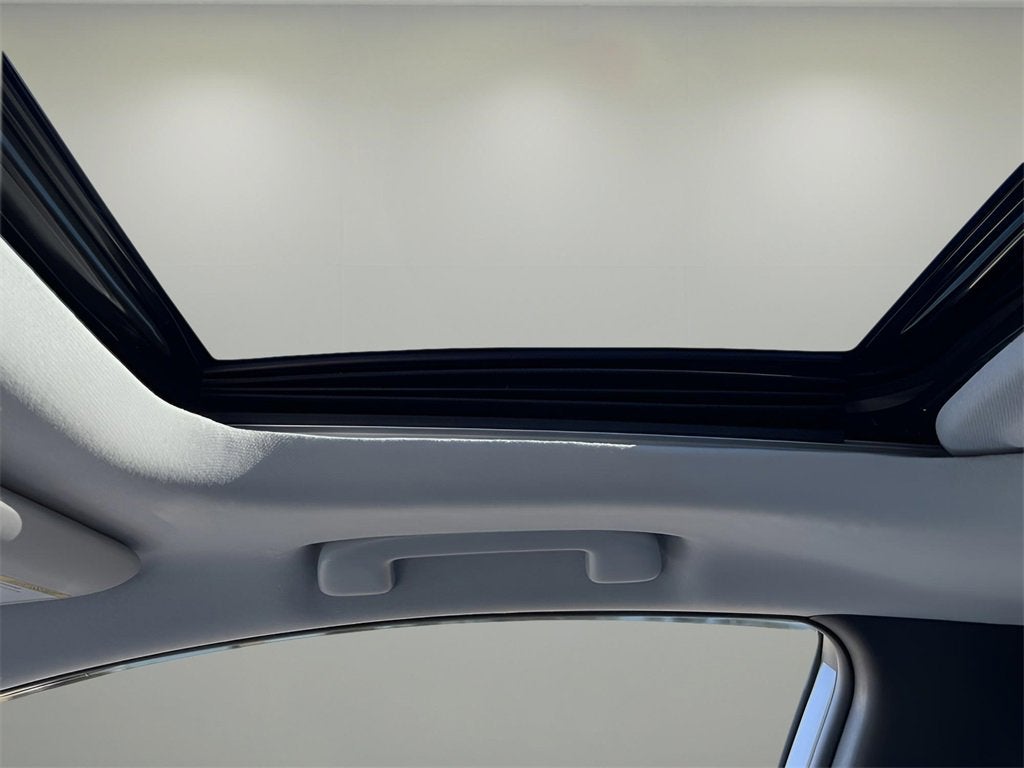 2021 Toyota Prius L Eco