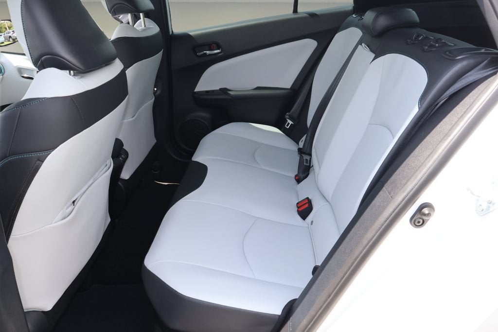 2021 Toyota Prius L Eco