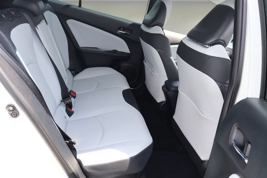 2021 Toyota Prius L Eco