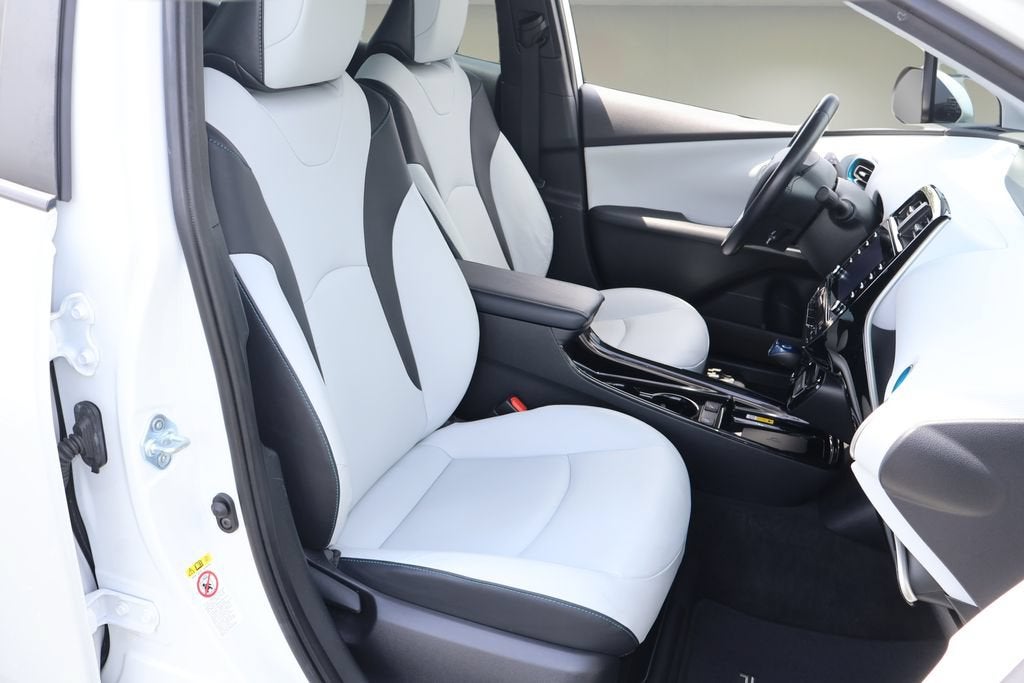 2021 Toyota Prius L Eco