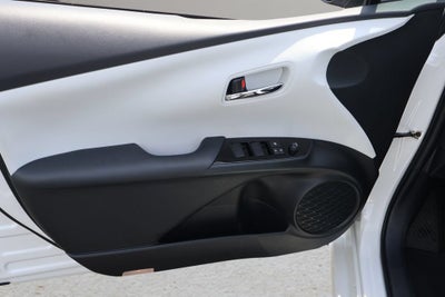 2021 Toyota Prius L Eco