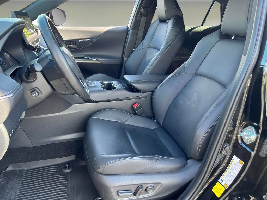 2024 Toyota Venza LE