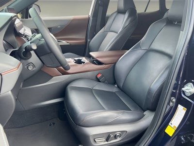 2023 Toyota Venza LE