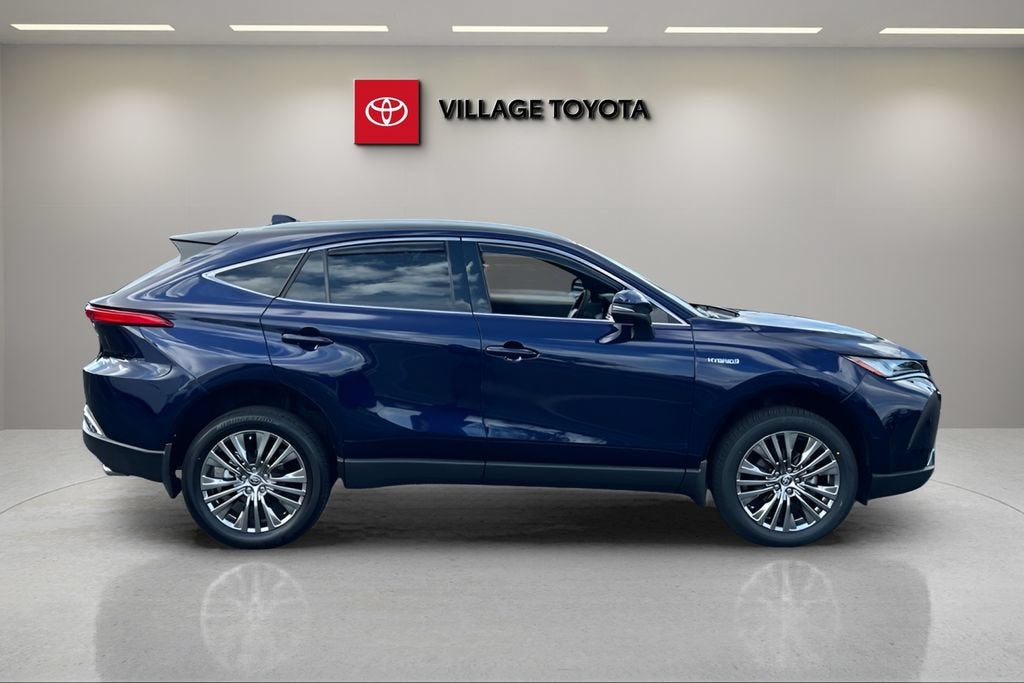 2023 Toyota Venza LE