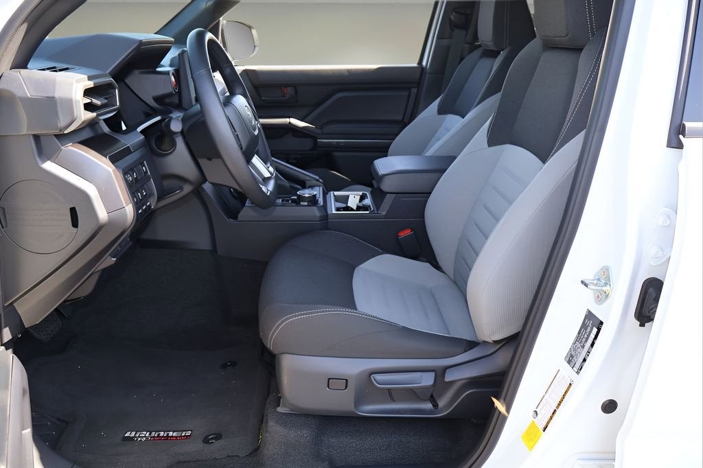 2025 Toyota 4Runner Hybrid TRD Off Road