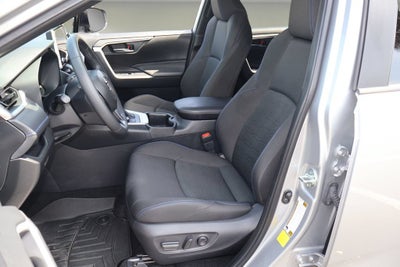 2025 Toyota RAV4 Hybrid SE