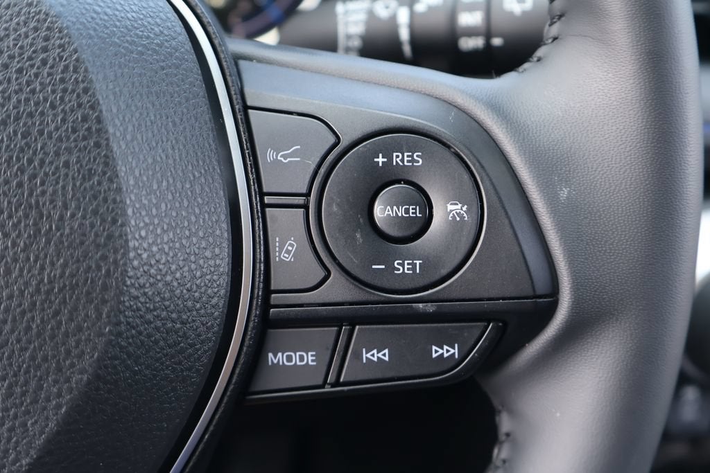2025 Toyota RAV4 Hybrid SE
