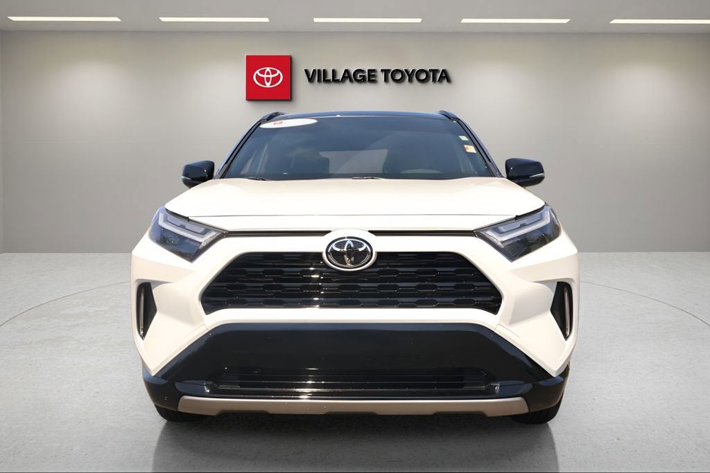 2025 Toyota RAV4 Hybrid XSE