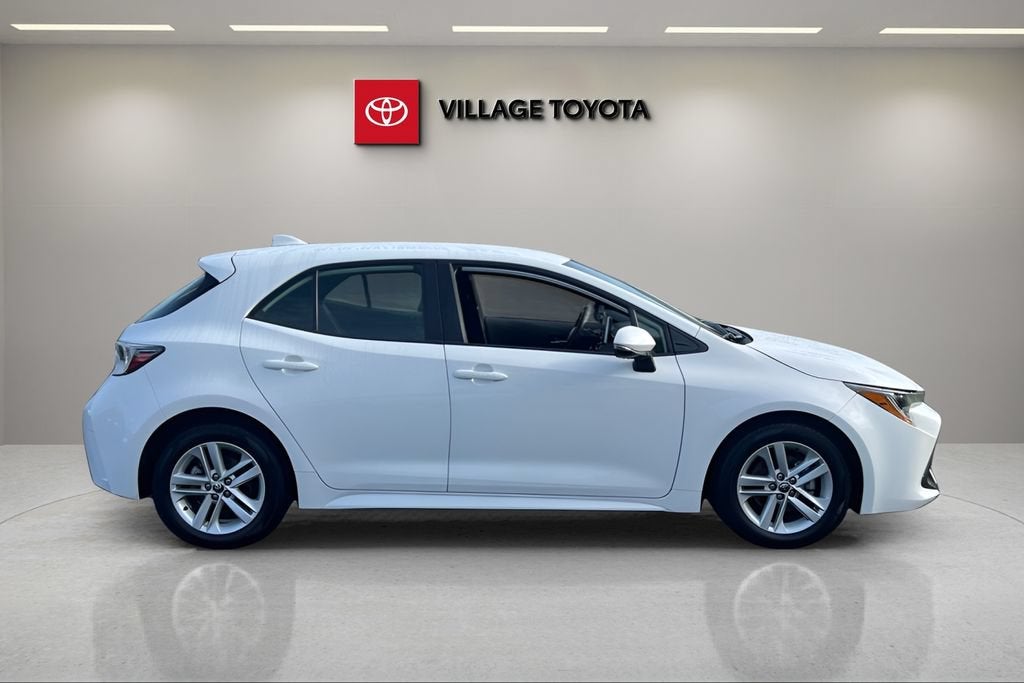2022 Toyota Corolla Hatchback SE