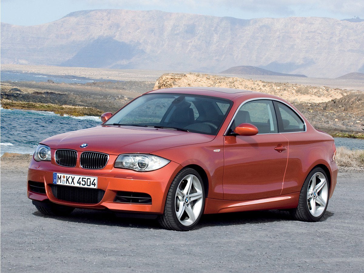 2010 BMW 1 Series 128i Coupe's photo