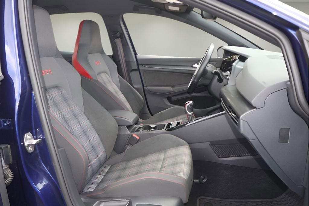 2023 Volkswagen Golf GTI S