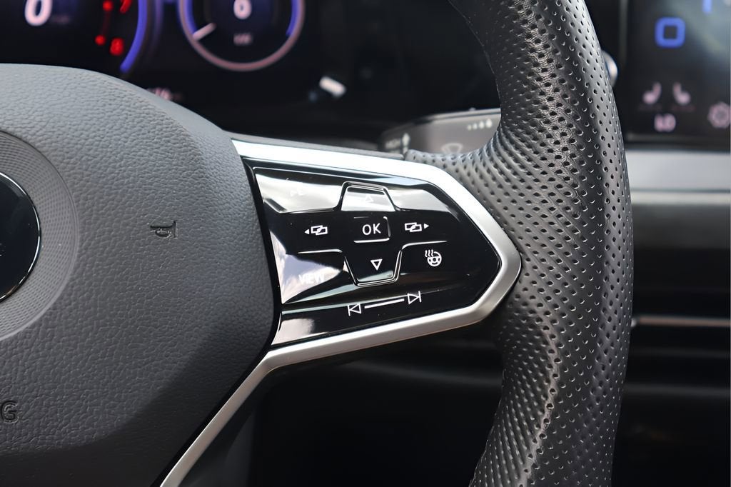 2023 Volkswagen Golf GTI S